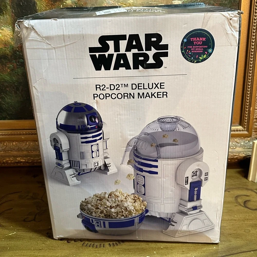 Star Wars R2D2 Popcorn Maker by Williams Sonoma 3D Model NEW OPEN BOX